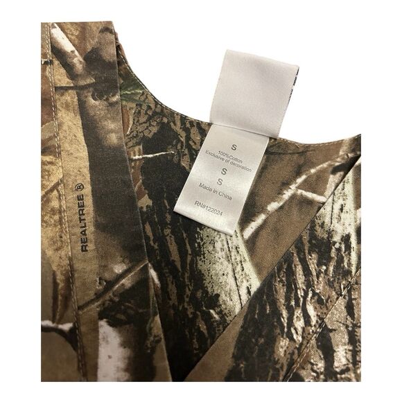 Real Tree 49ers Camo Scrub Top Mens Small - Picture 5 of 5